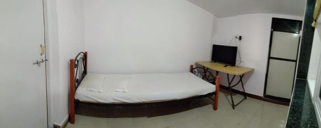 Akshi Villa Alibag Luaran gambar